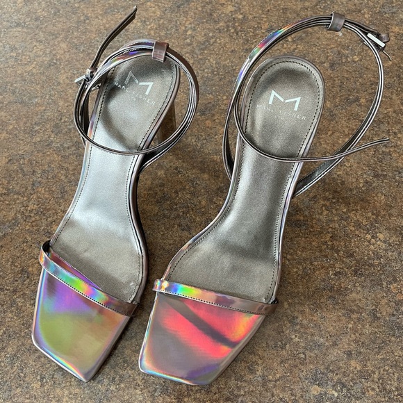 MARC FISHER LTD ARTHUR- PEWTER, SIZE 9M - Picture 11 of 11